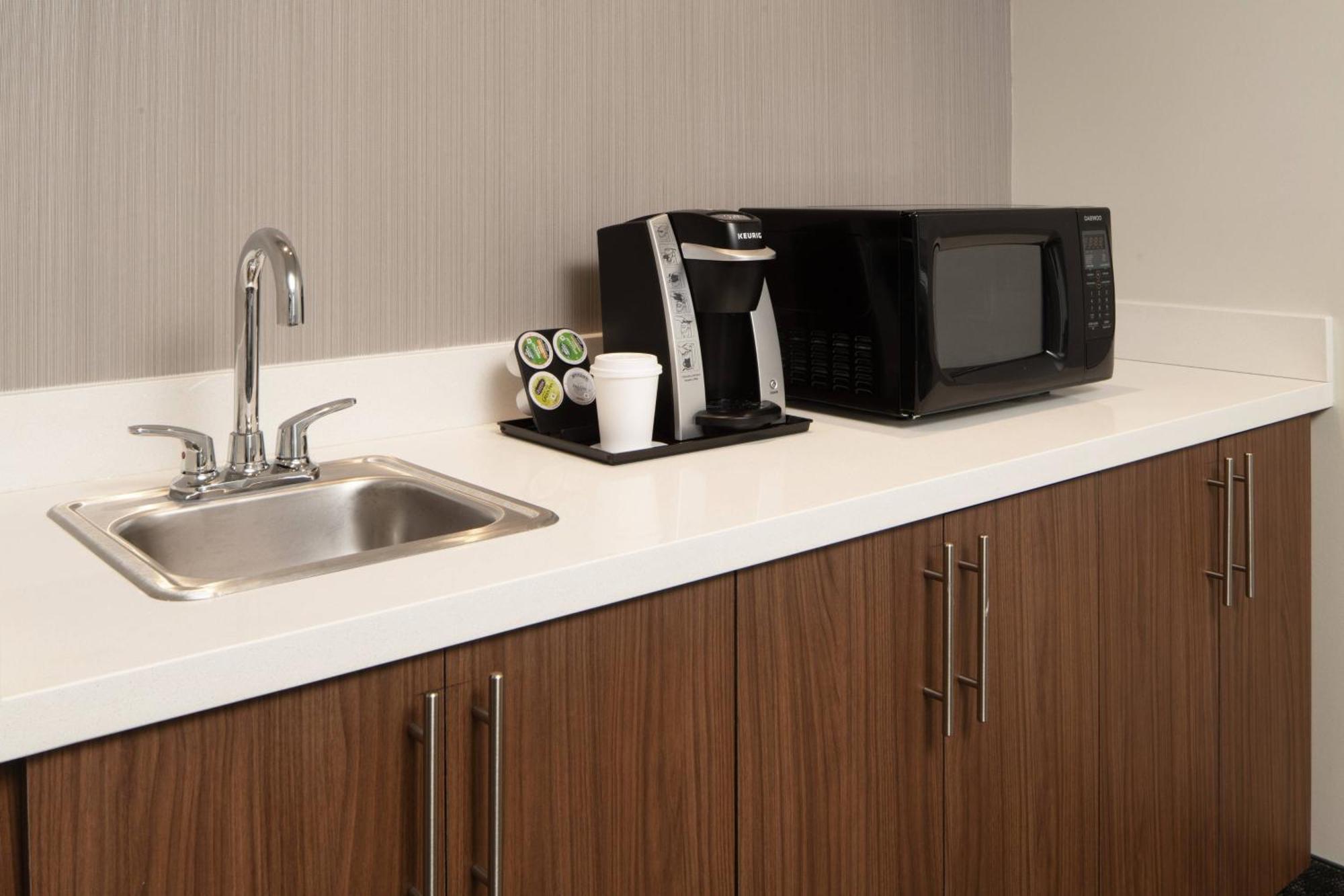 Courtyard By Marriott Lafayette South Hotel Exterior foto